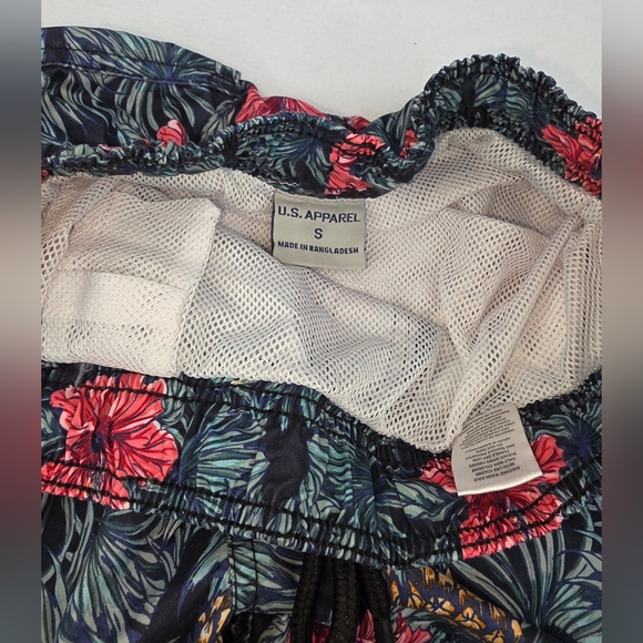 U.S Apparel Men's Floral Pineapple Swim Trunks Small Lined Drawstring D-3379 - Picture 5 of 10